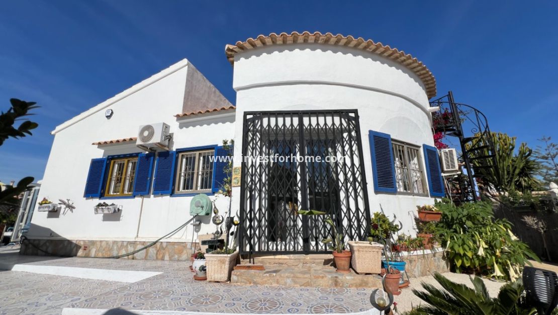 Sale - Villa - Orihuela Costa - Costa Blanca