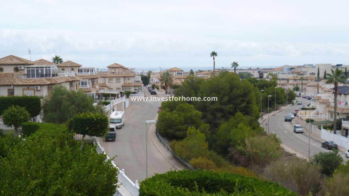 Sale - Villa - Orihuela Costa - Costa Blanca