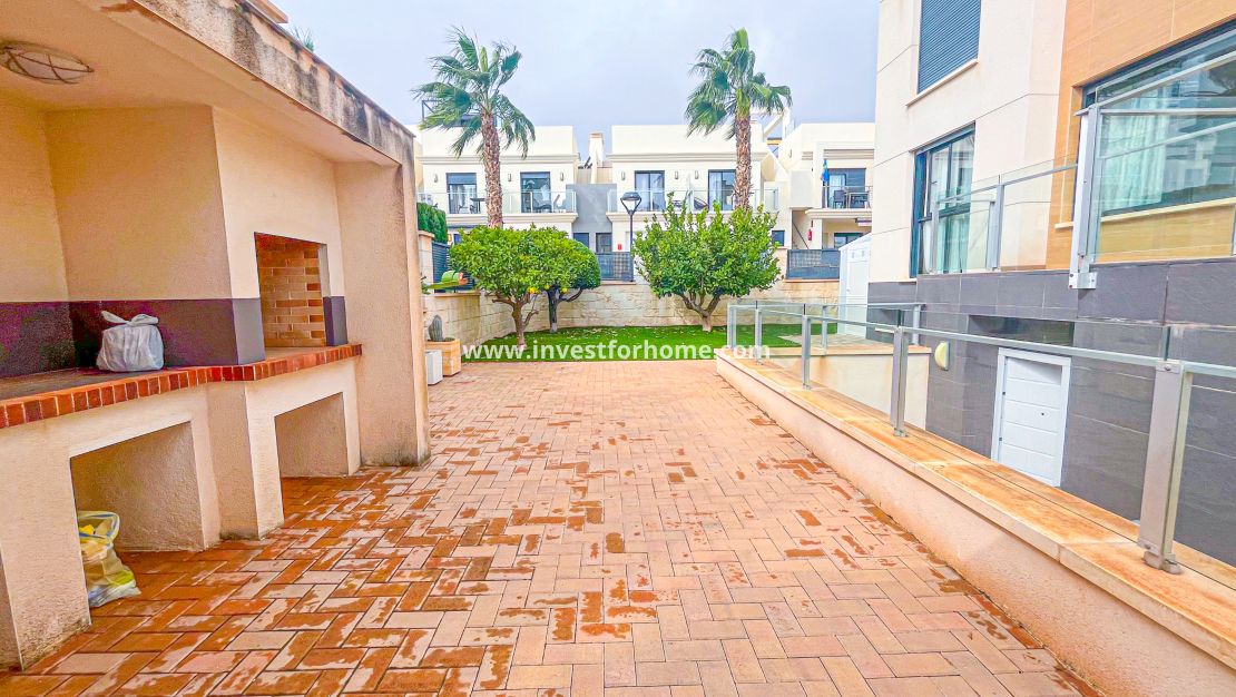 Sale - Villa - Orihuela Costa - Costa Blanca