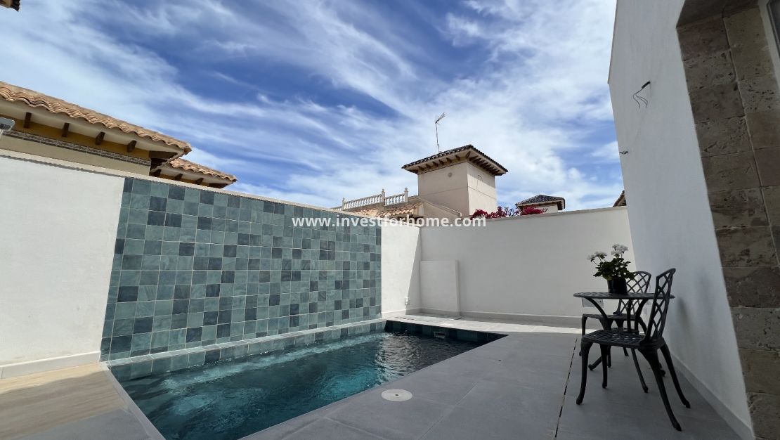 Sale - Villa - Orihuela Costa - Costa Blanca