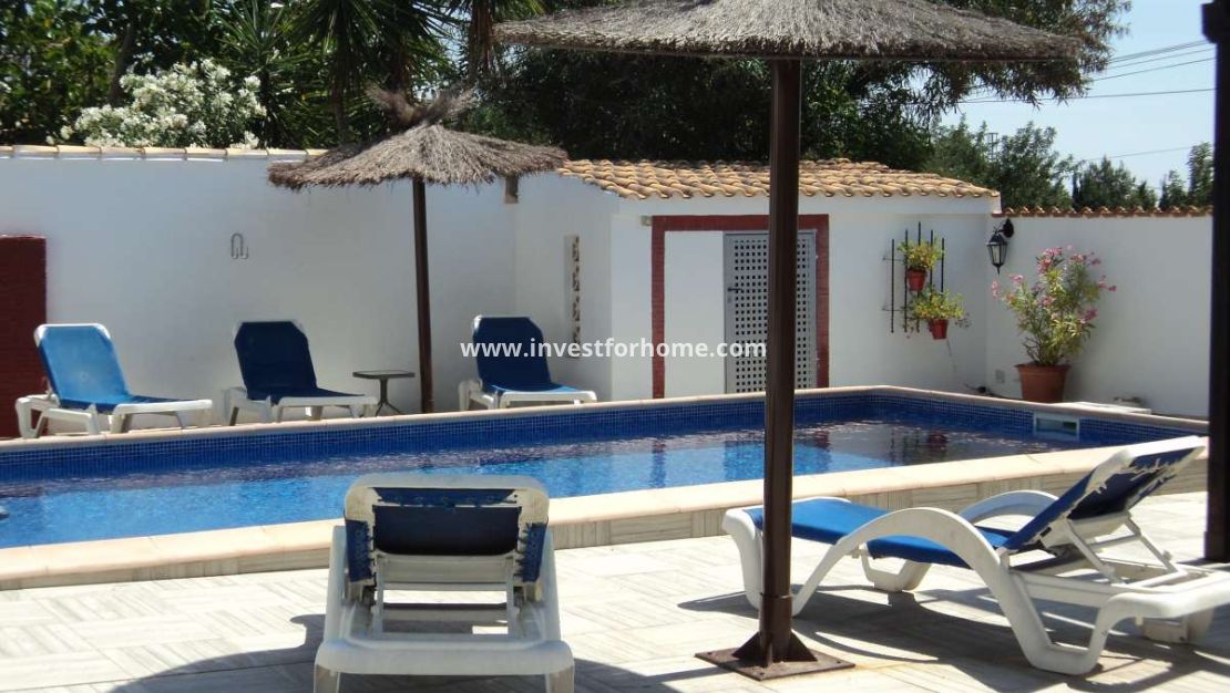 Sale - Villa - Orihuela Costa - Costa Blanca