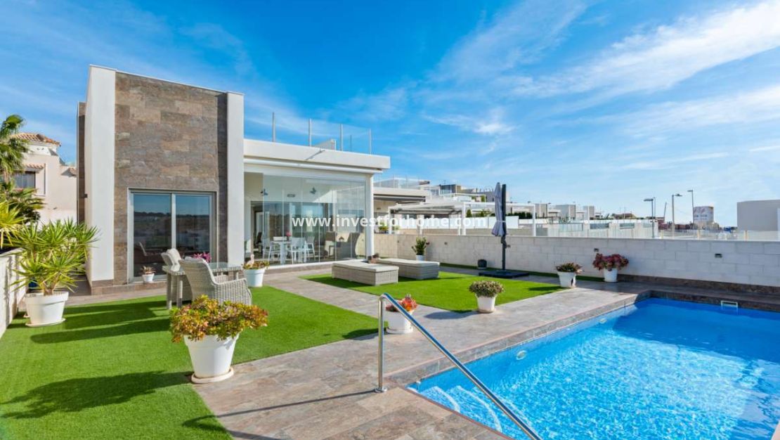 Sale - Villa - Orihuela Costa - Costa Blanca