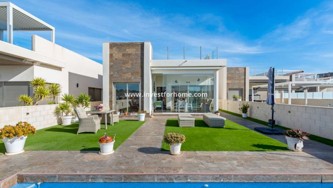 Sale - Villa - Orihuela Costa - Costa Blanca