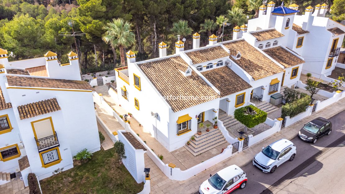 Sale - Villa - Orihuela Costa - Costa Blanca