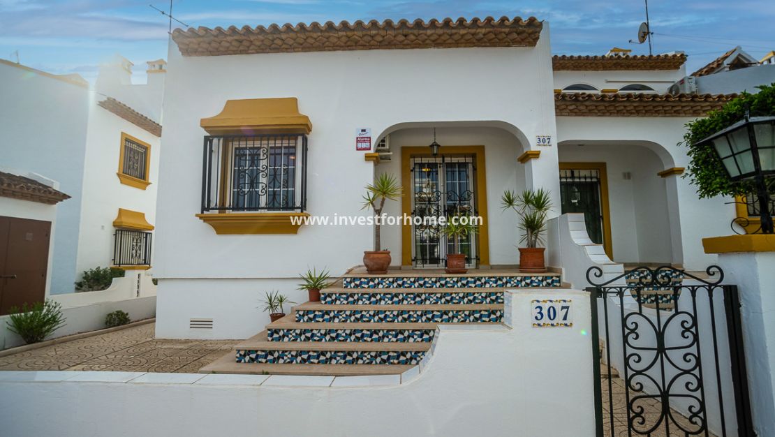 Sale - Villa - Orihuela Costa - Costa Blanca