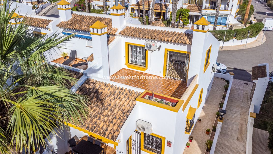 Sale - Villa - Orihuela Costa - Costa Blanca