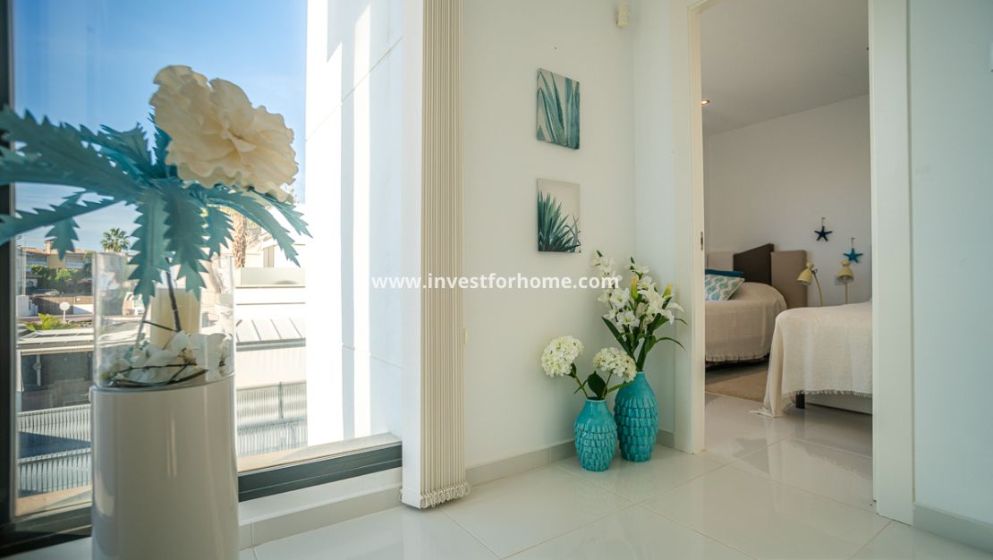 Sale - Villa - Orihuela Costa - Costa Blanca