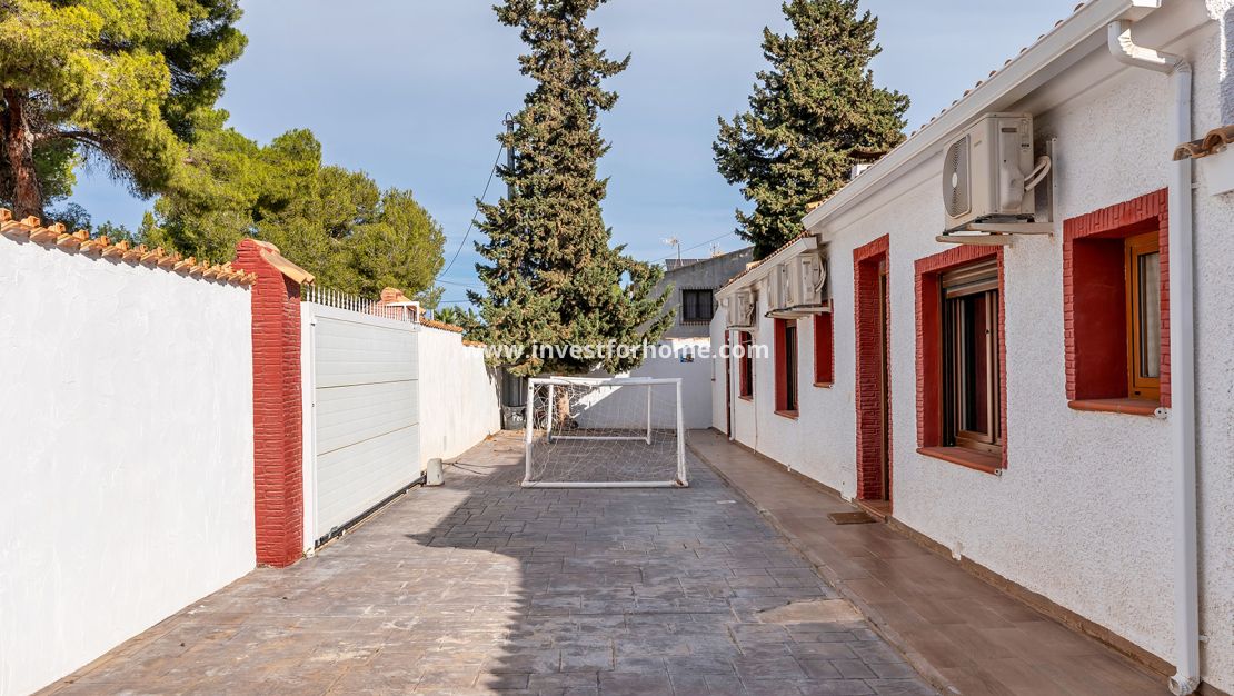 Sale - Villa - Orihuela Costa - Costa Blanca