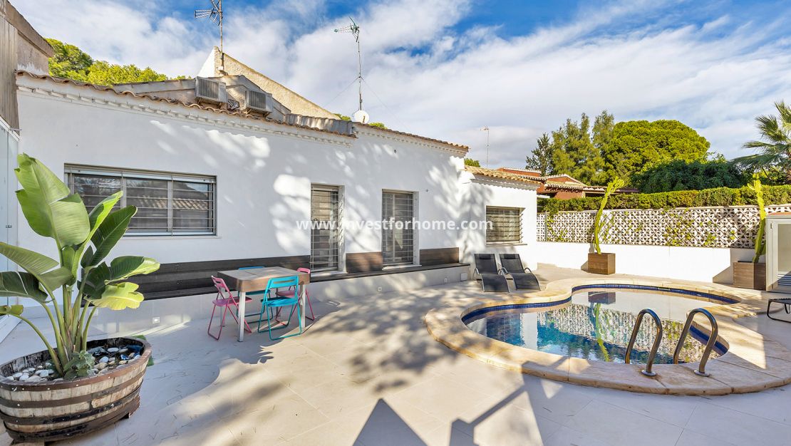 Sale - Villa - Orihuela Costa - Costa Blanca