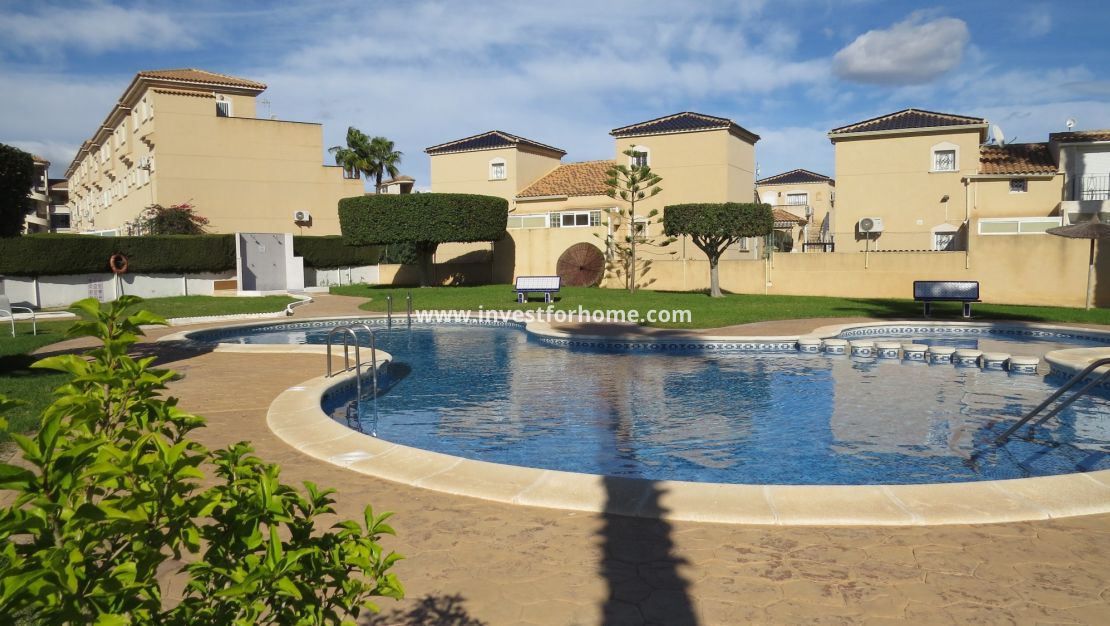 Sale - Villa - Orihuela Costa - Costa Blanca