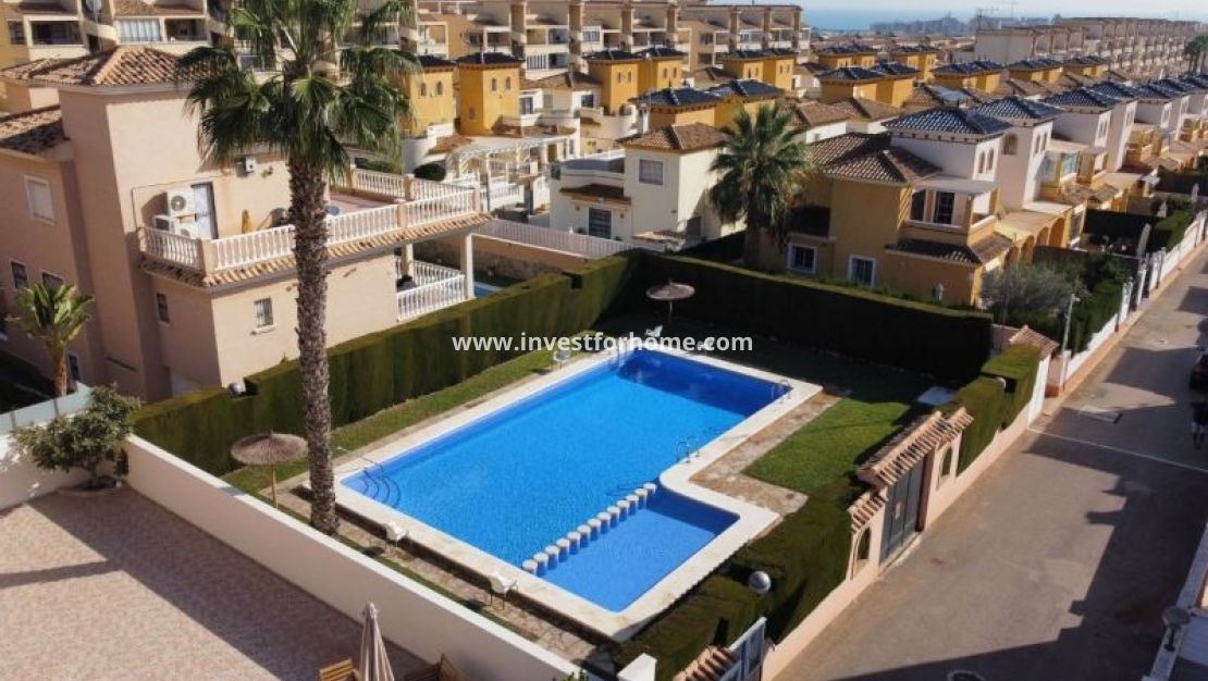 Sale - Villa - Orihuela Costa - Costa Blanca