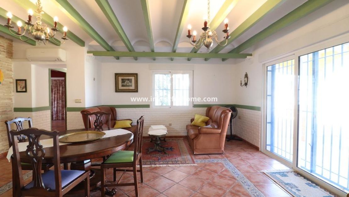 Sale - Villa - Orihuela Costa - Costa Blanca