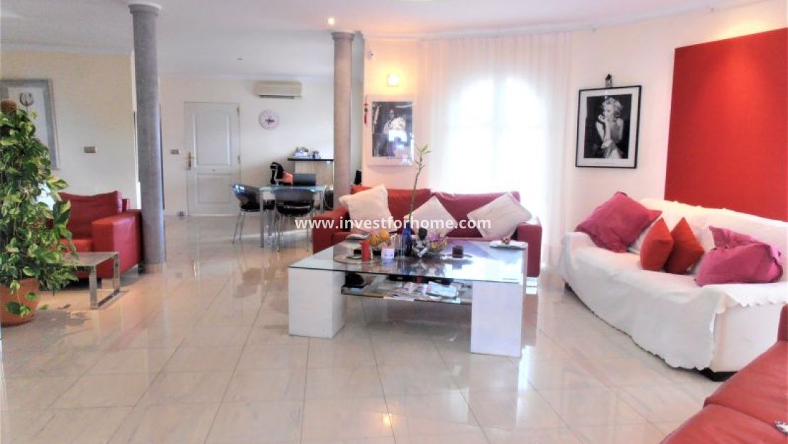 Sale - Villa - Orihuela Costa - Costa Blanca