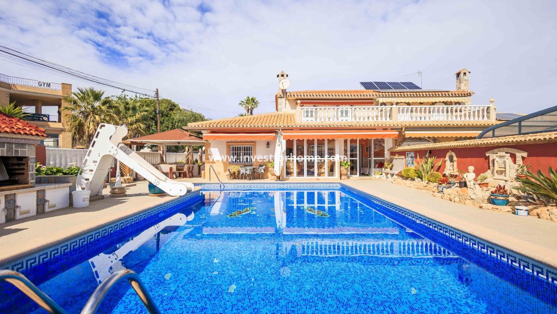 Sale - Villa - Orihuela Costa - Costa Blanca