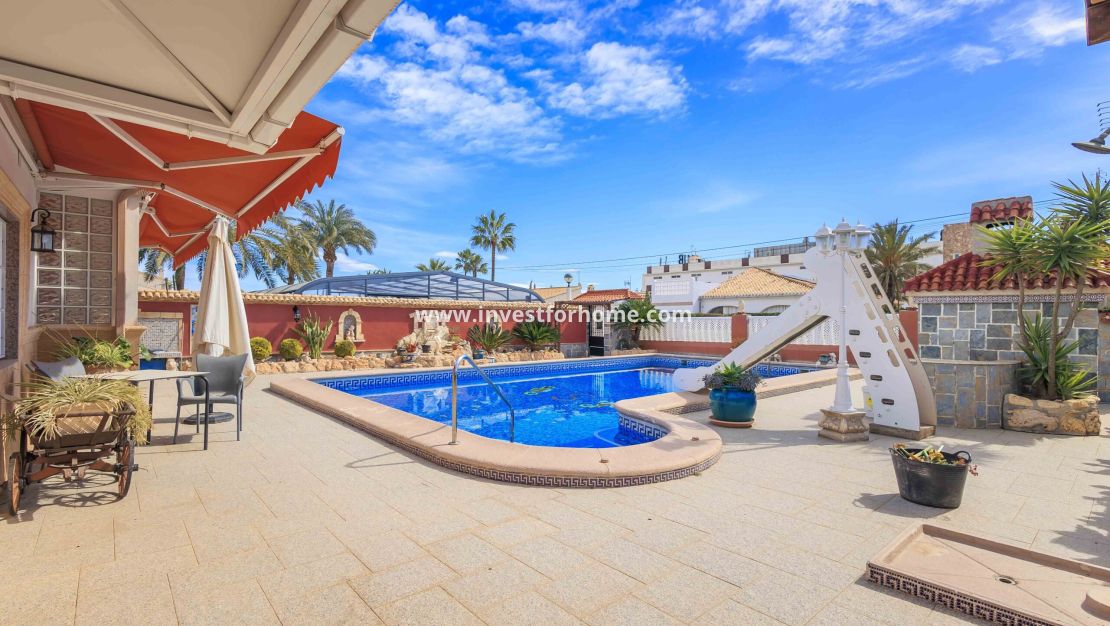 Sale - Villa - Orihuela Costa - Costa Blanca