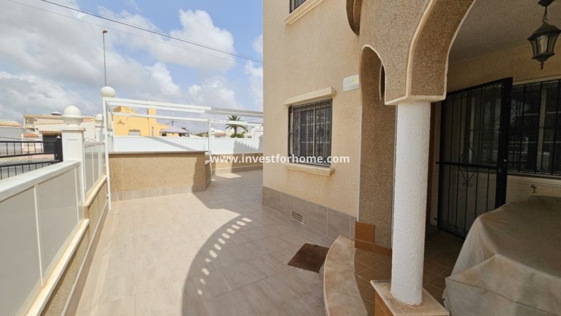 Sale - Villa - Orihuela Costa - Costa Blanca