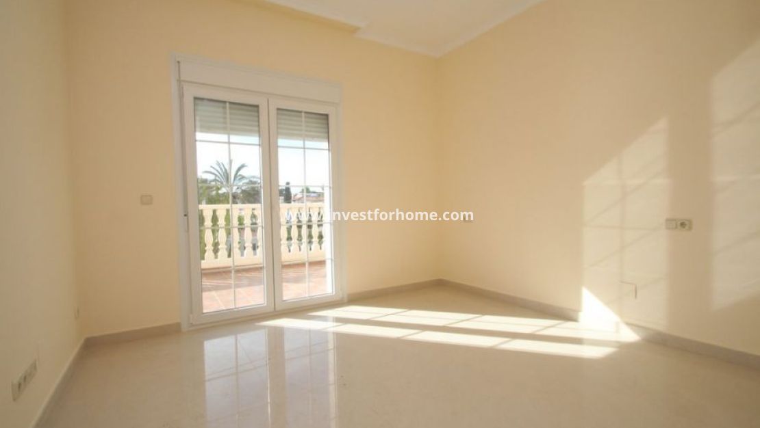 Sale - Villa - Orihuela Costa - Costa Blanca