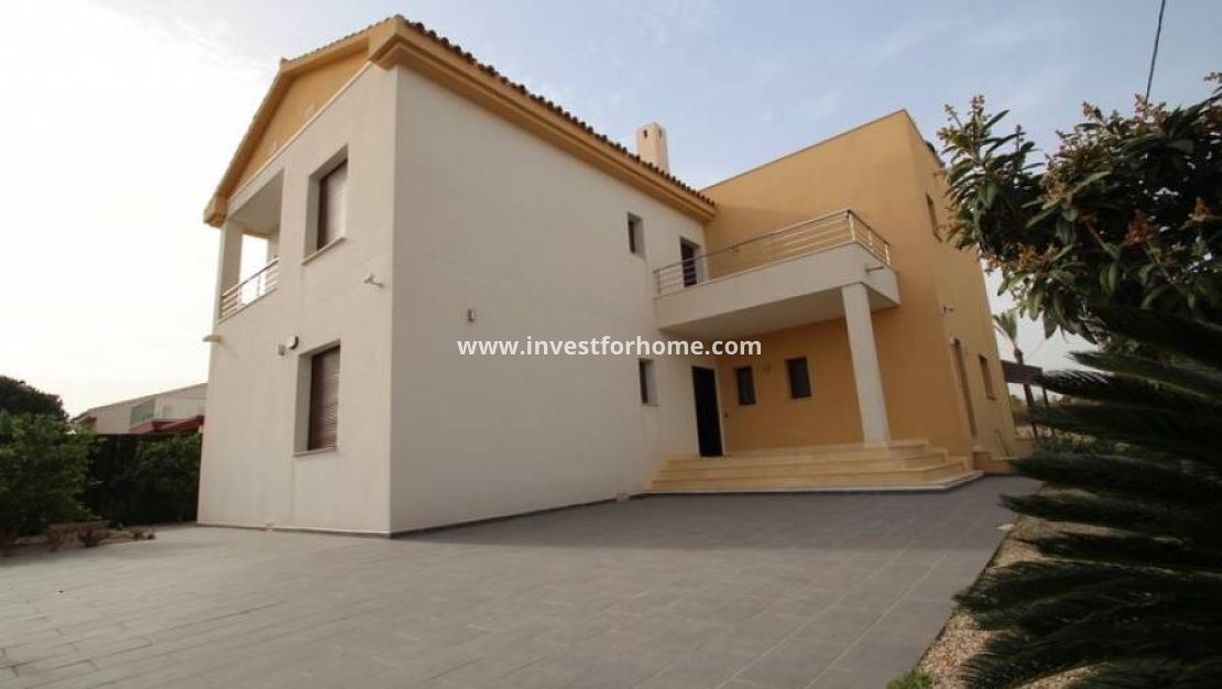 Sale - Villa - Orihuela Costa - Costa Blanca
