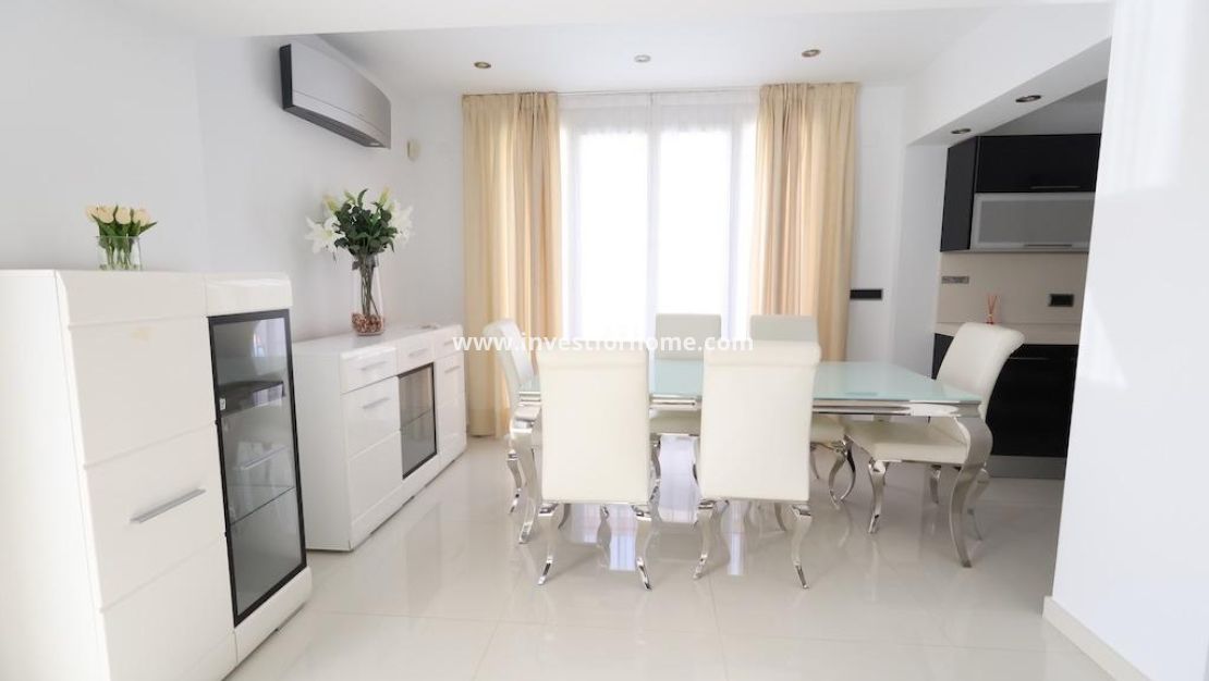 Sale - Villa - Orihuela Costa - Costa Blanca