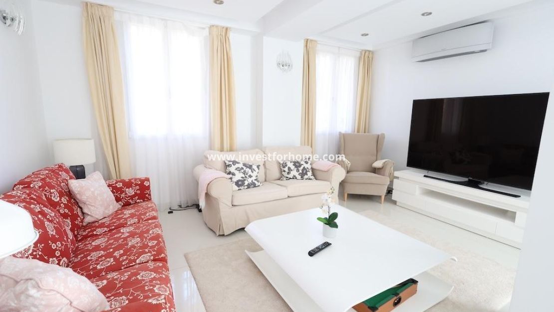 Sale - Villa - Orihuela Costa - Costa Blanca