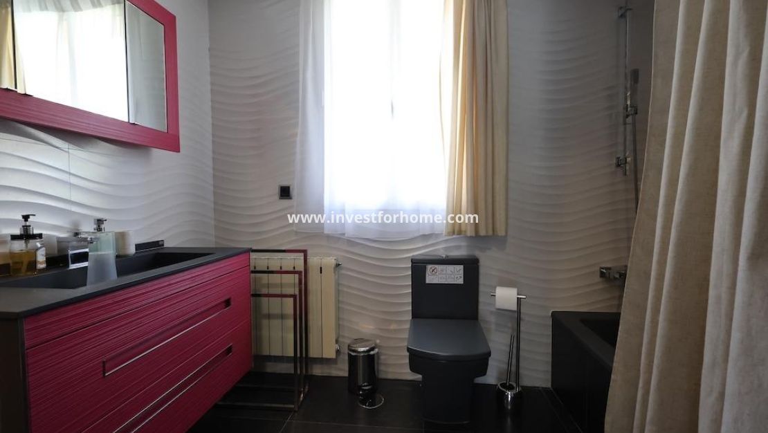 Sale - Villa - Orihuela Costa - Costa Blanca