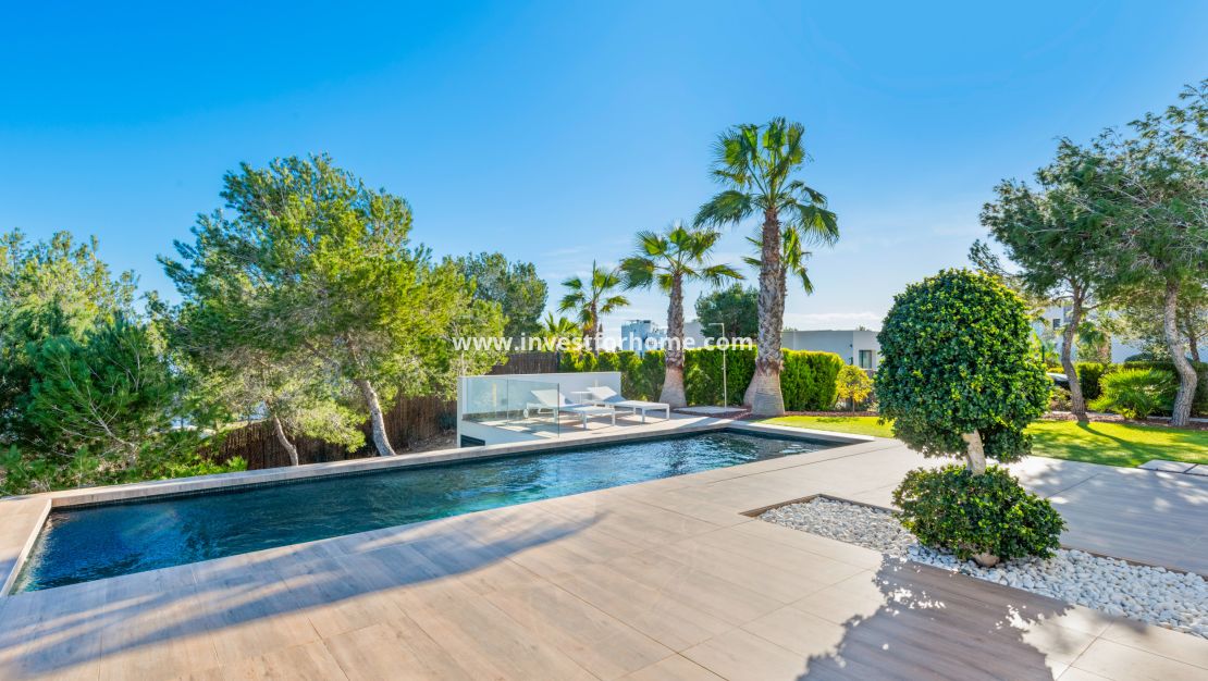 Sale - Villa - Orihuela Costa - Costa Blanca