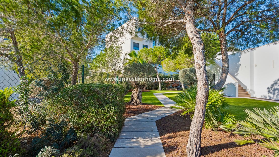 Sale - Villa - Orihuela Costa - Costa Blanca