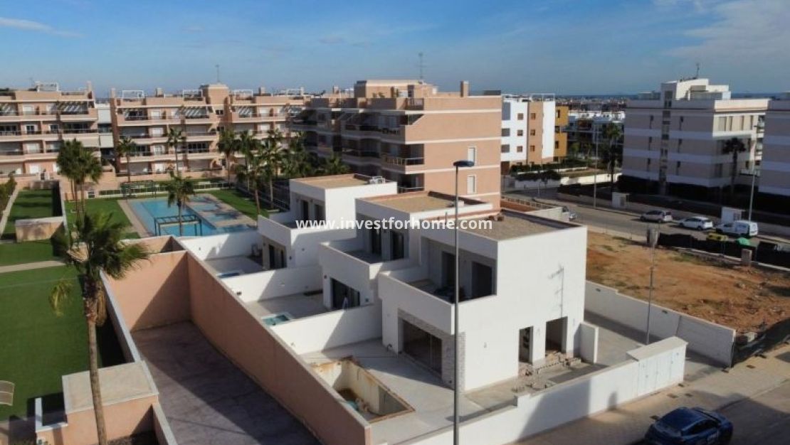 Sale - Villa - Orihuela Costa - Costa Blanca