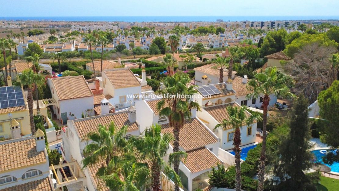 Sale - Villa - Orihuela Costa - Costa Blanca
