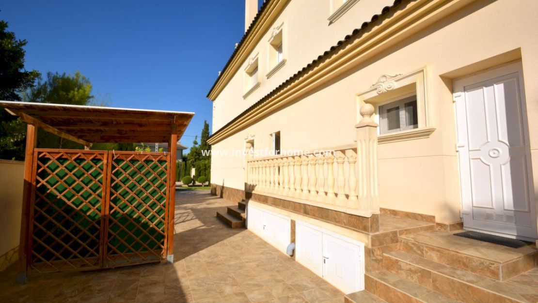 Sale - Villa - Orihuela Costa - Costa Blanca