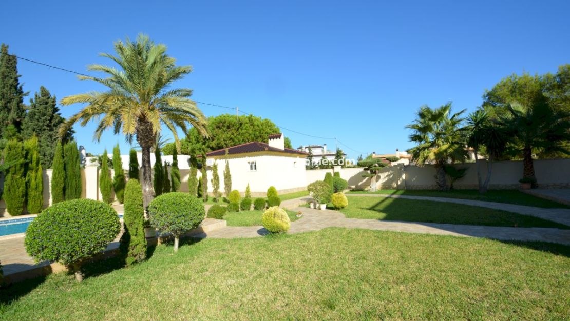 Sale - Villa - Orihuela Costa - Costa Blanca