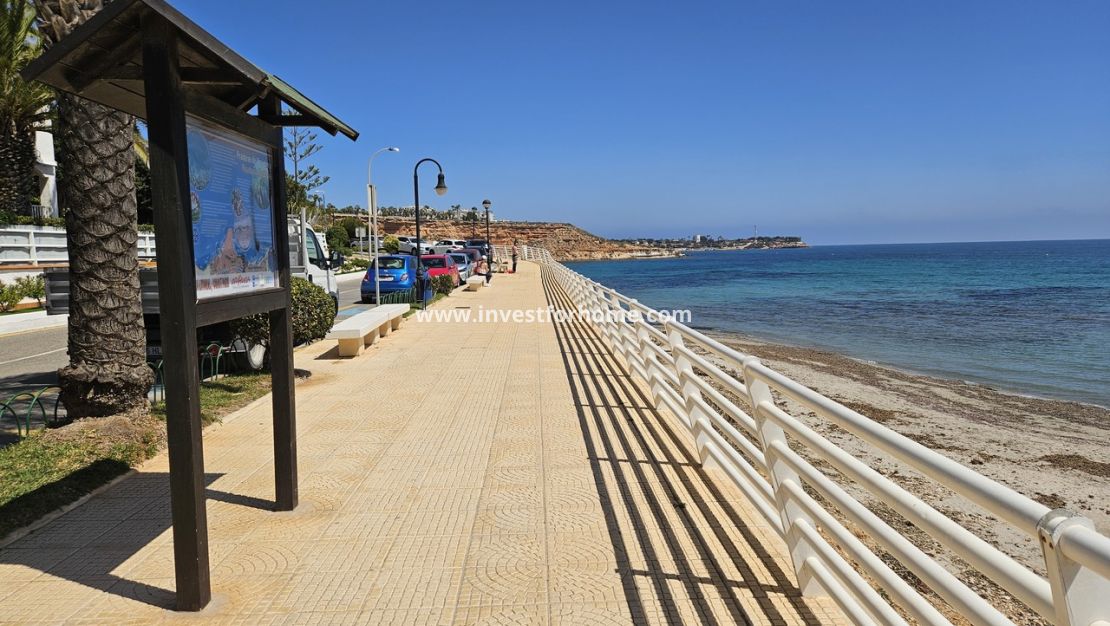 Sale - Villa - Orihuela Costa - Costa Blanca