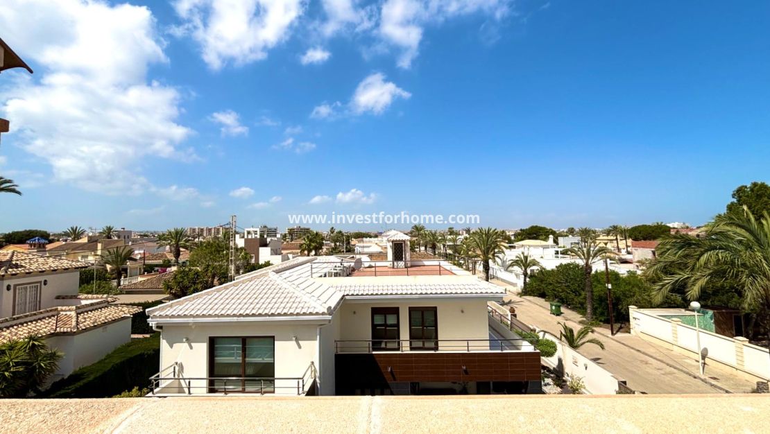 Sale - Villa - Orihuela Costa - Costa Blanca