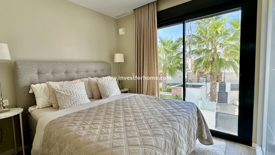 Sale - Villa - Orihuela Costa - Costa Blanca