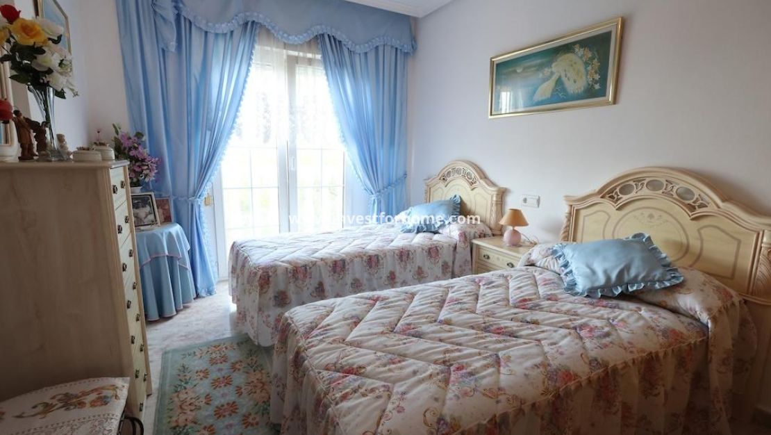 Sale - Villa - Orihuela Costa - Costa Blanca