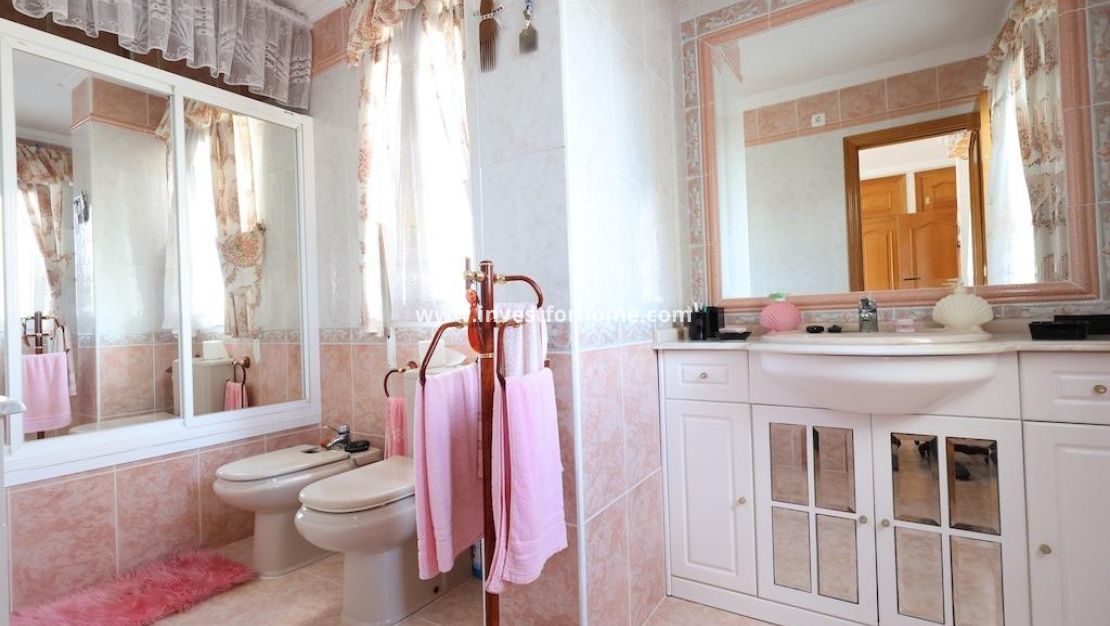 Sale - Villa - Orihuela Costa - Costa Blanca