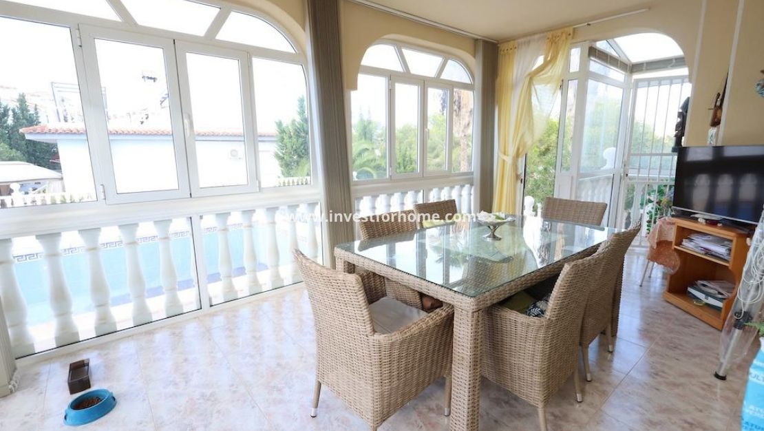 Sale - Villa - Orihuela Costa - Costa Blanca