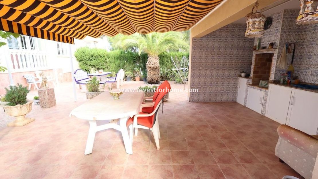 Sale - Villa - Orihuela Costa - Costa Blanca