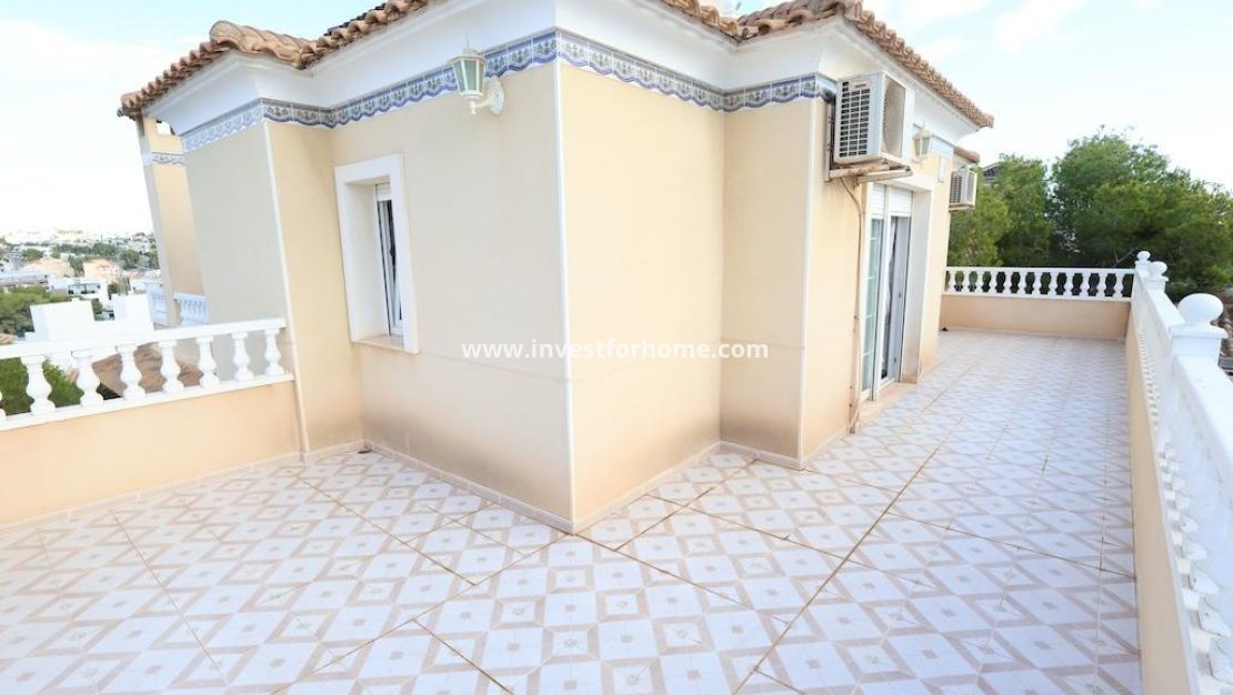 Sale - Villa - Orihuela Costa - Costa Blanca