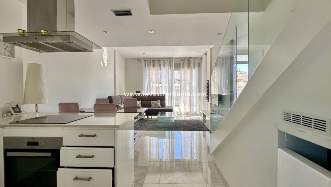 Sale - Villa - Orihuela Costa - Costa Blanca