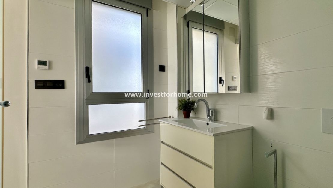 Sale - Villa - Orihuela Costa - Costa Blanca