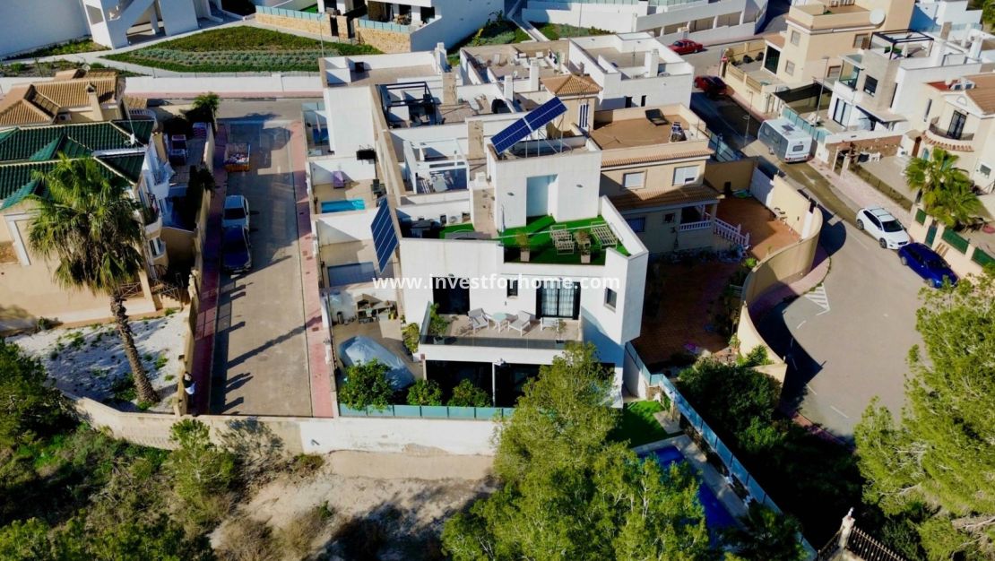 Sale - Villa - Orihuela Costa - Costa Blanca