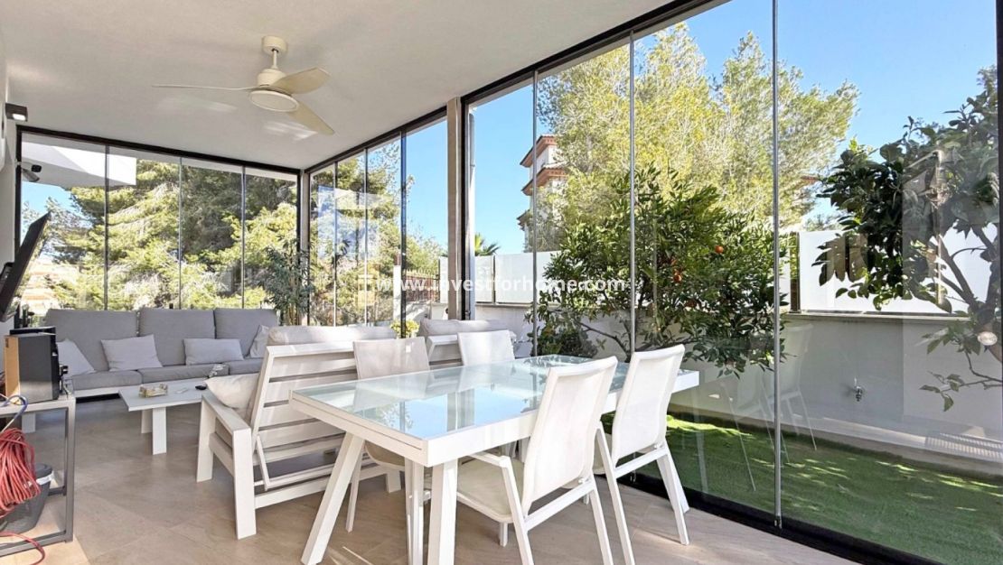 Sale - Villa - Orihuela Costa - Costa Blanca