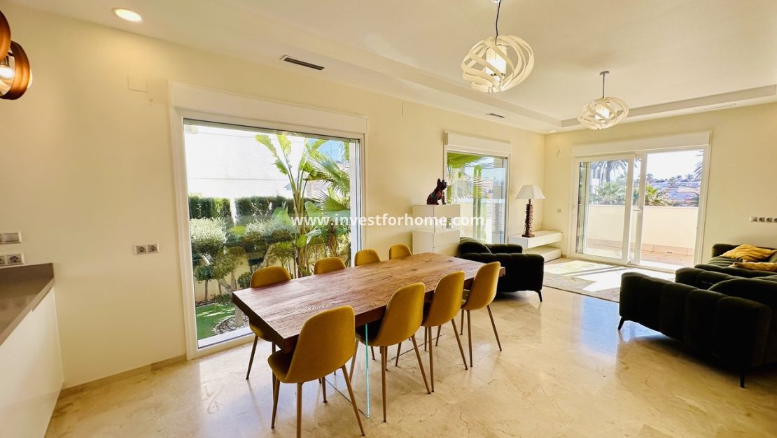 Sale - Villa - Orihuela Costa - Costa Blanca