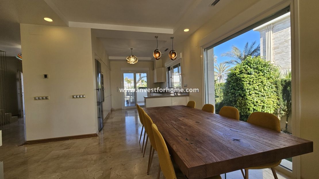 Sale - Villa - Orihuela Costa - Costa Blanca
