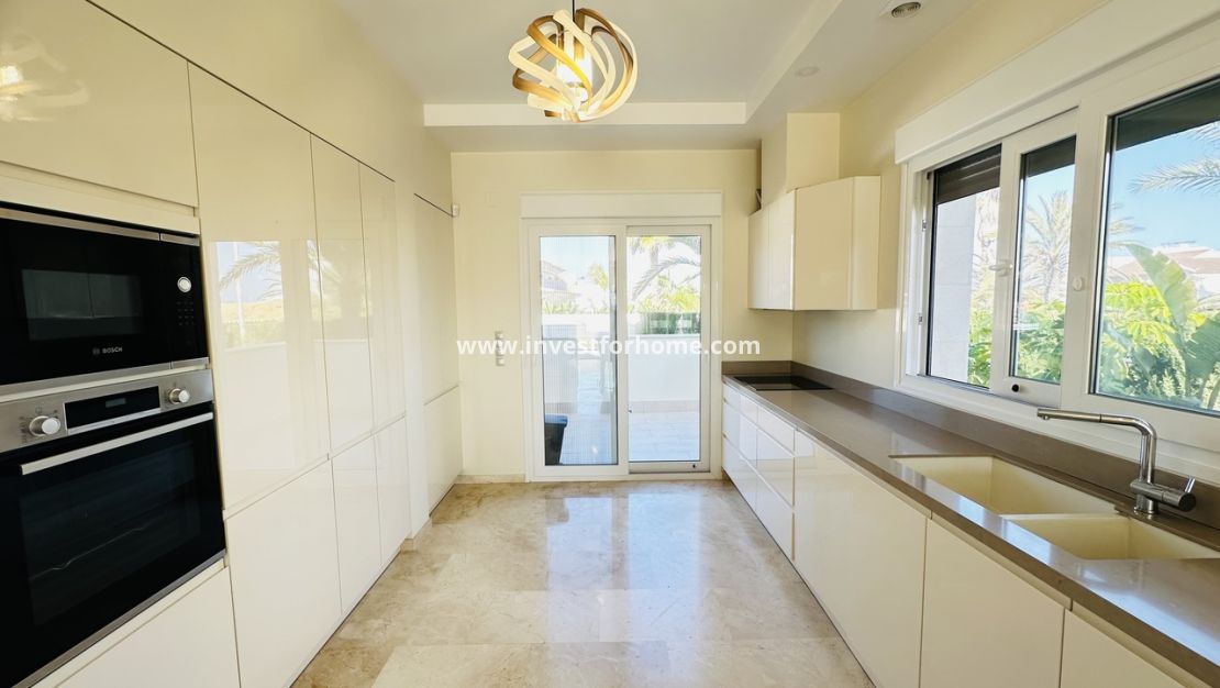 Sale - Villa - Orihuela Costa - Costa Blanca