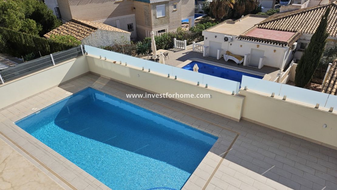 Sale - Villa - Orihuela Costa - Costa Blanca