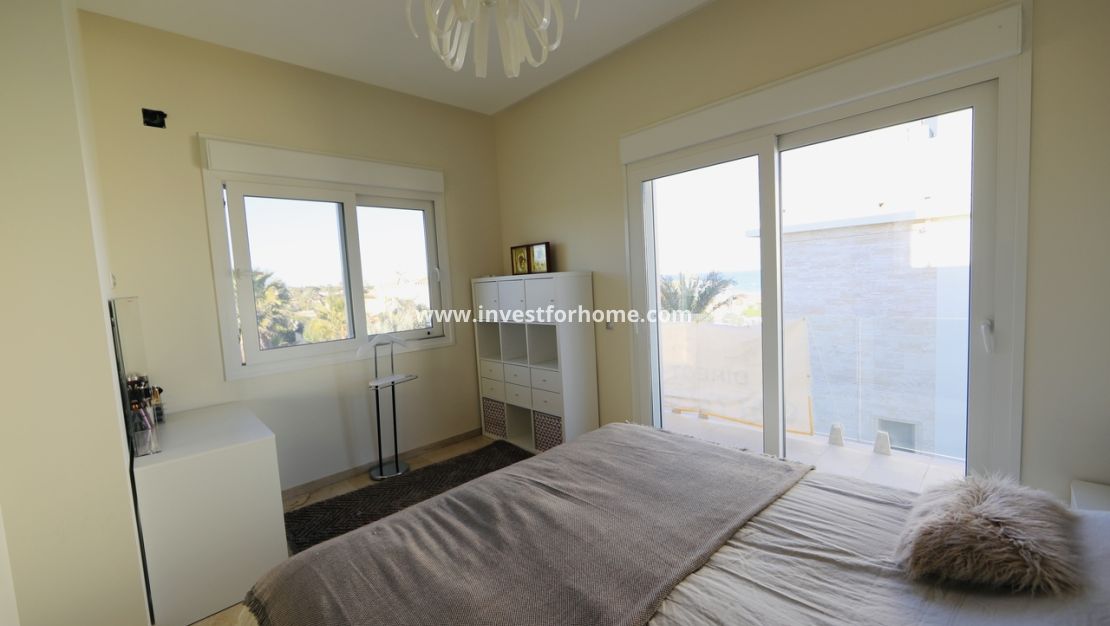 Sale - Villa - Orihuela Costa - Costa Blanca