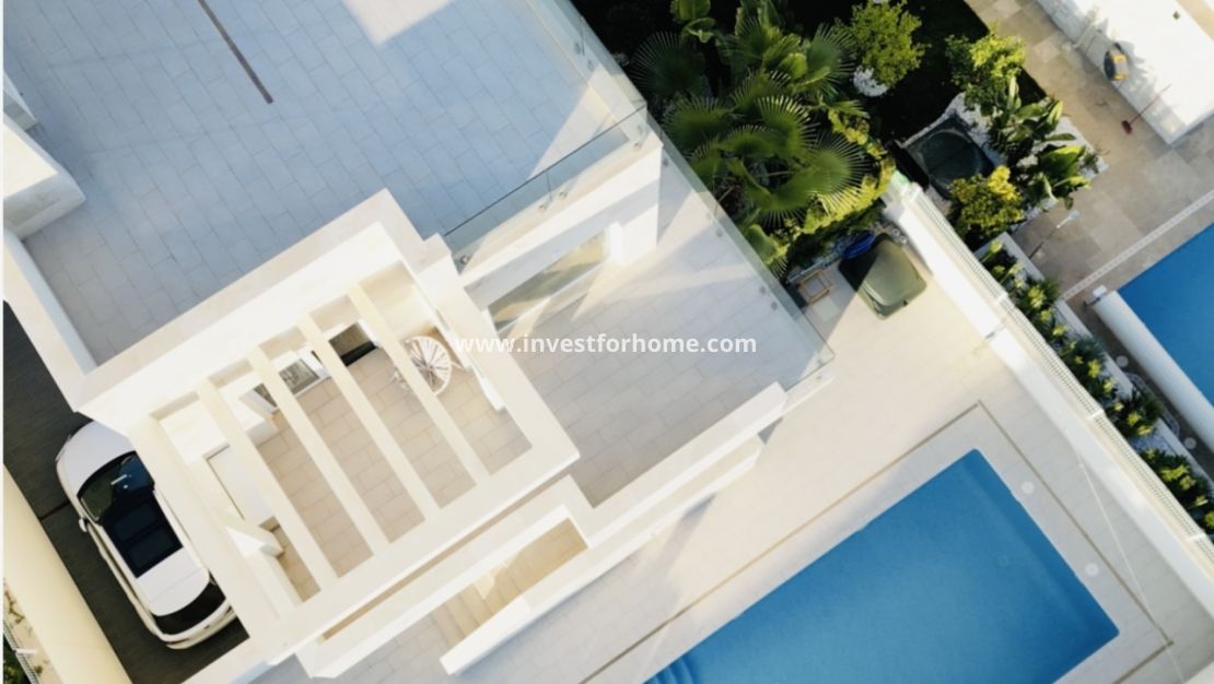 Sale - Villa - Orihuela Costa - Costa Blanca