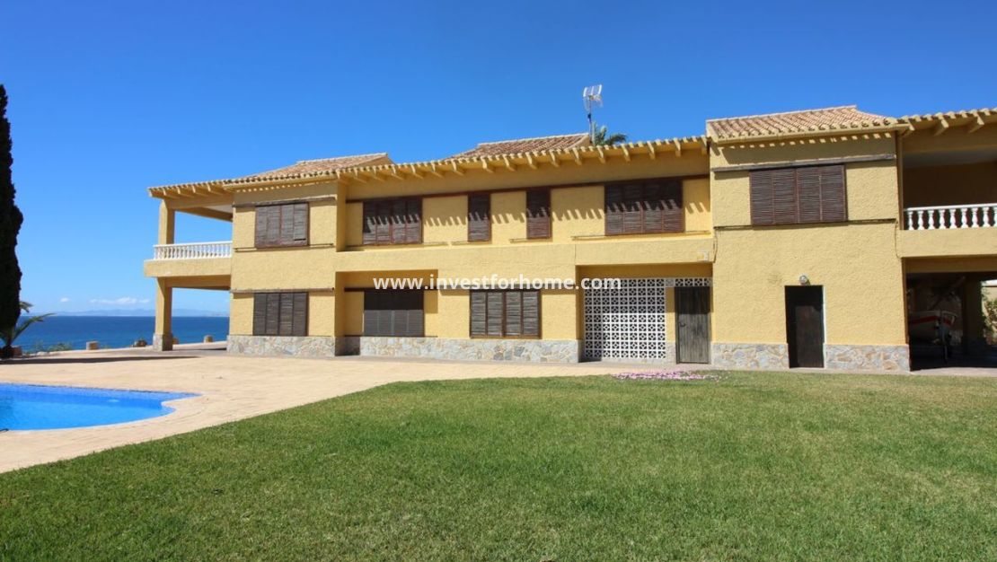 Sale - Villa - Orihuela Costa - Costa Blanca